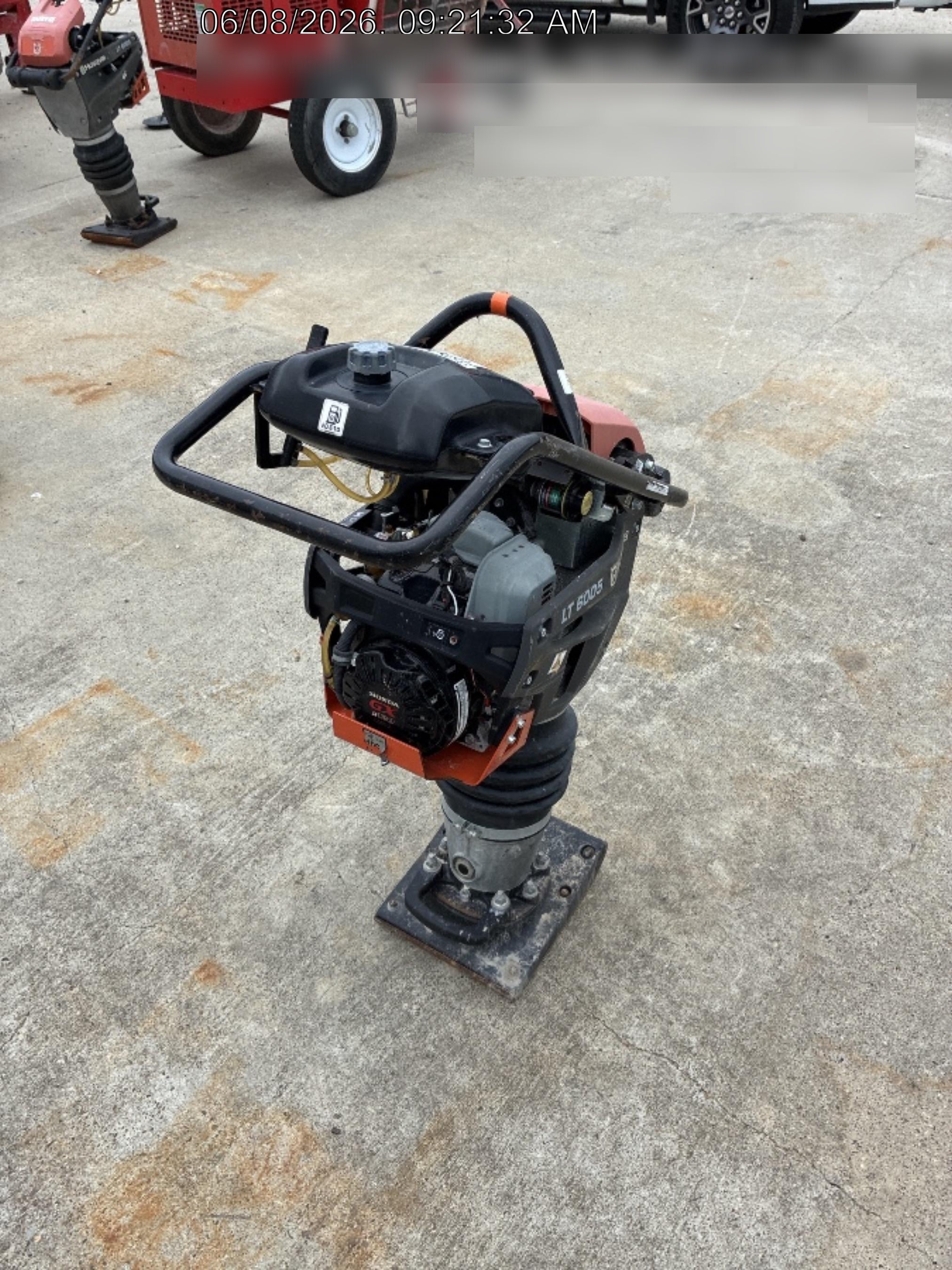 2025 HUSQVARNA LT6005
