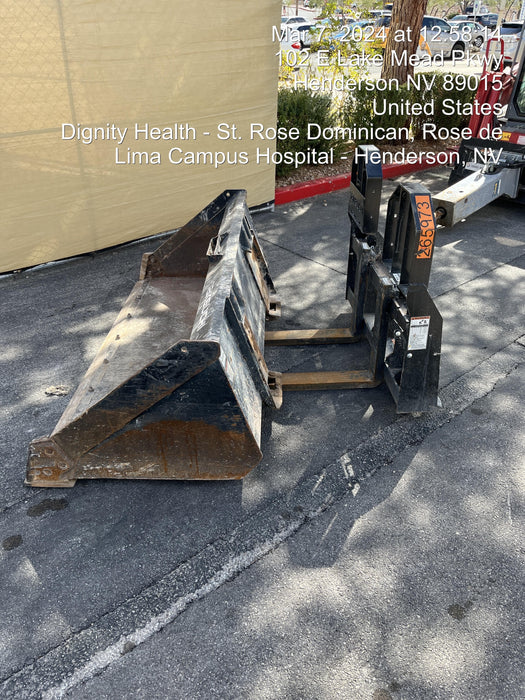 2021 TAKEUCHI 48" Pallet Forks - Takeuchi