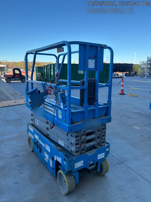 2019 Genie GS-1930 Fixed rails with chain Entry