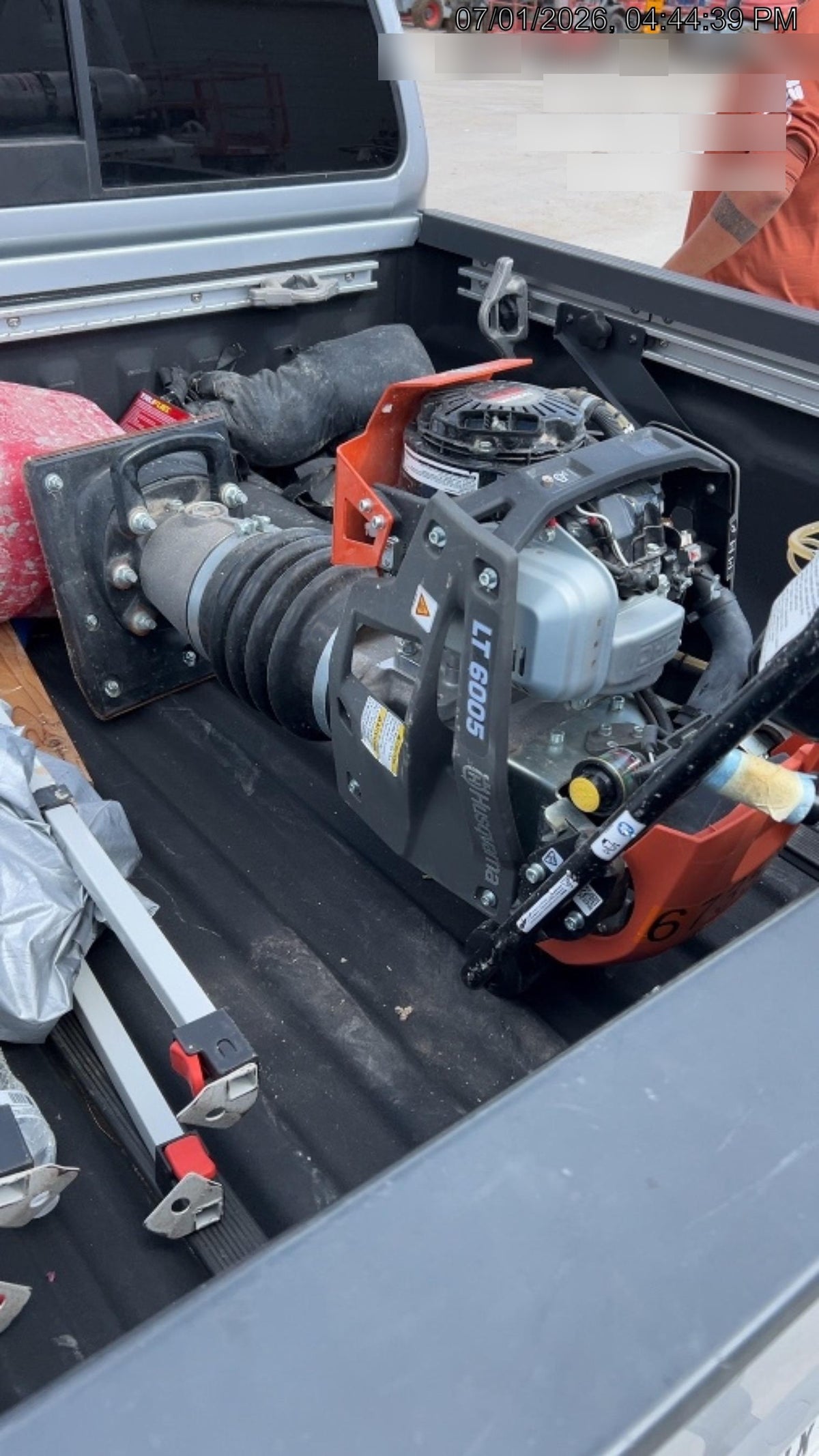 2026 HUSQVARNA LT6005
