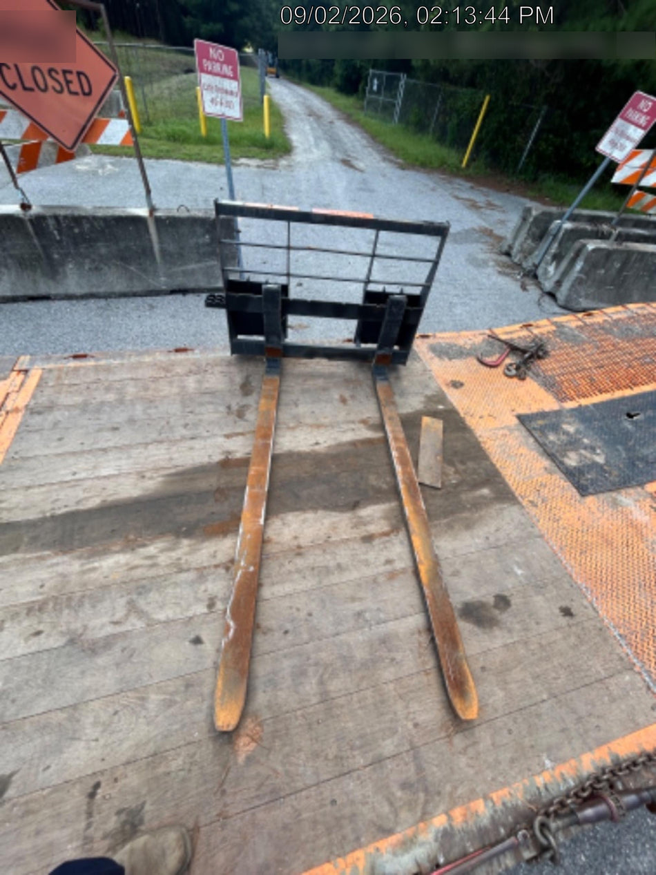 2026 ARROW MATERIAL HANDLING 72" Pallet Forks - Arrow