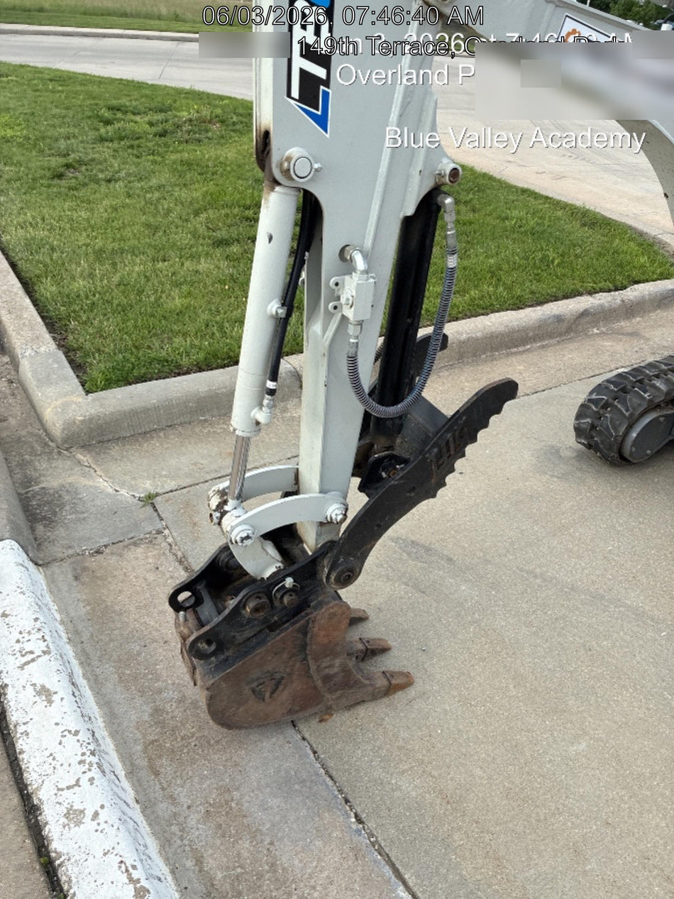2023 TAKEUCHI TB20e