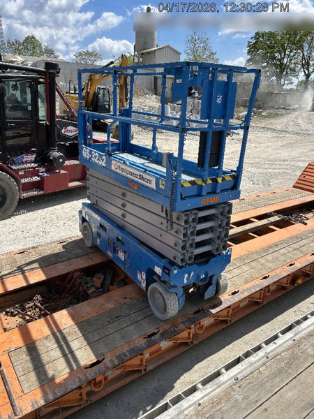2022 GENIE GS-3232