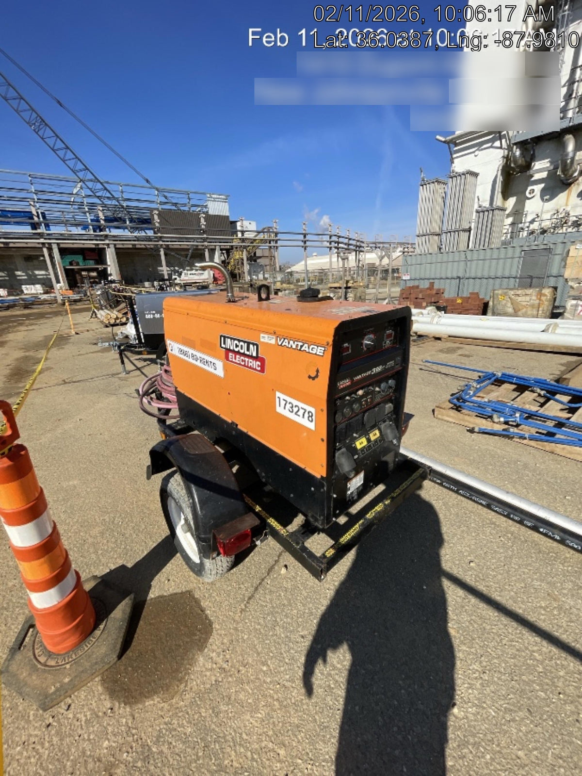 2021 Lincoln Electric Vantage 322 Vantage 322 Ready Pak 3 w/ Decals, ORANGE (includes trailer, cable rack, fender light kit) NO Telematics