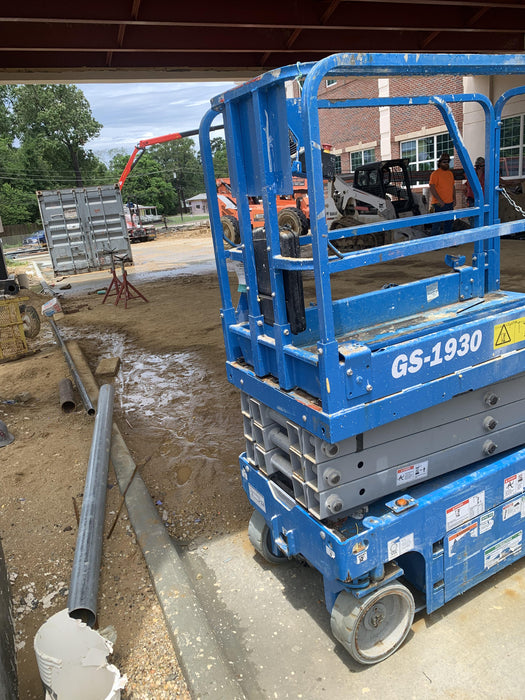 2019 Genie GS-1930 Fixed Rails with Chain Entry