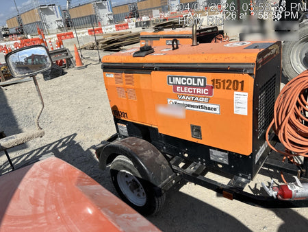 2021 Lincoln Electric Vantage 322 Vantage 322 Ready Pak 3 w/ Telematics & Decals, ORANGE (includes trailer, cable rack, fender light kit)