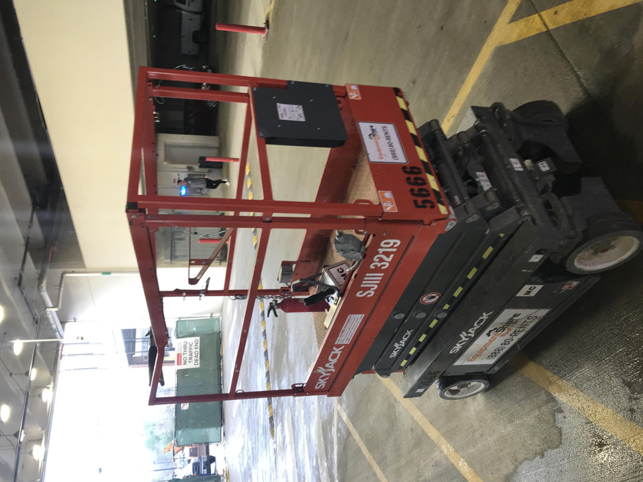 2017 Skyjack SJIII-3219 SJ3219, Trojan Battery Set, Extended Warranty 5yr/5k hr