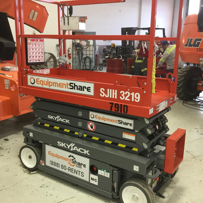 2018 SKYJACK SJIII-3219