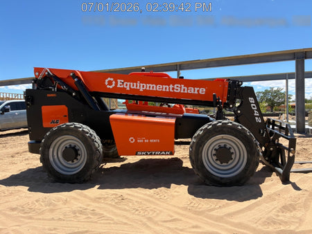 2023 SKYTRAK 8042