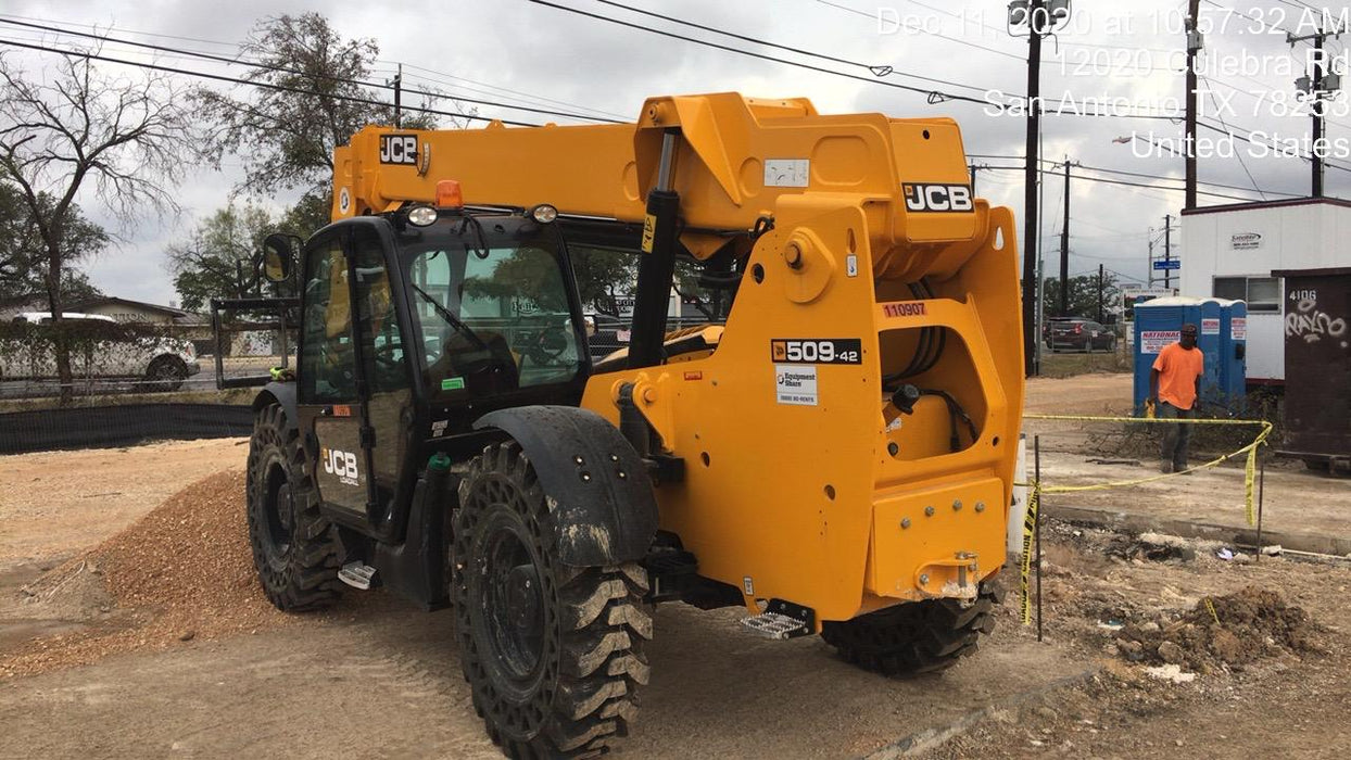 2020 JCB 509-42 Cab/Heat/Air, Solid Tires, Work Lights, Beacon, Aux Hydraulics, Back up Alarm, Lifting Eye, ES Decals