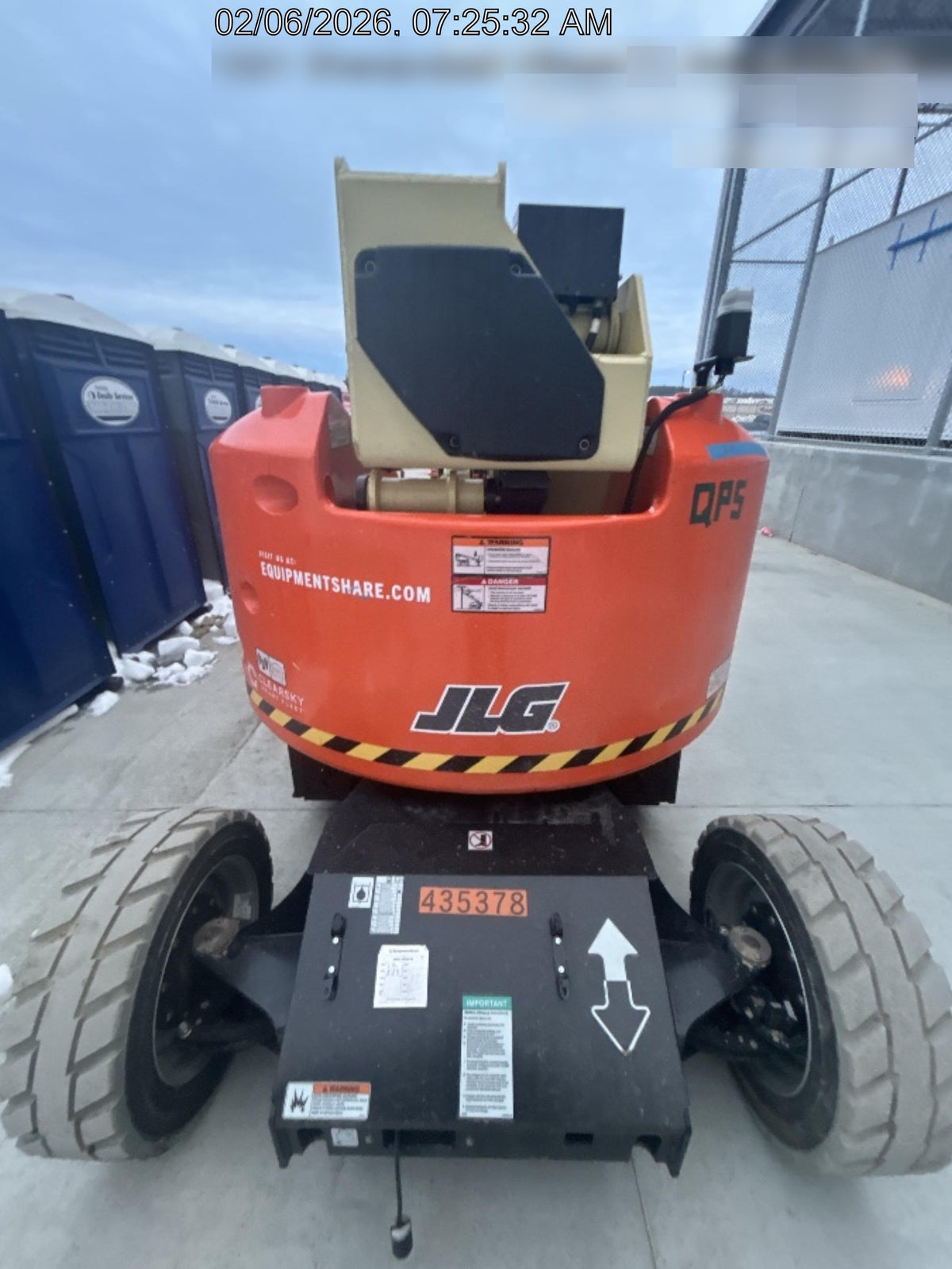 2024 JLG E450AJ
