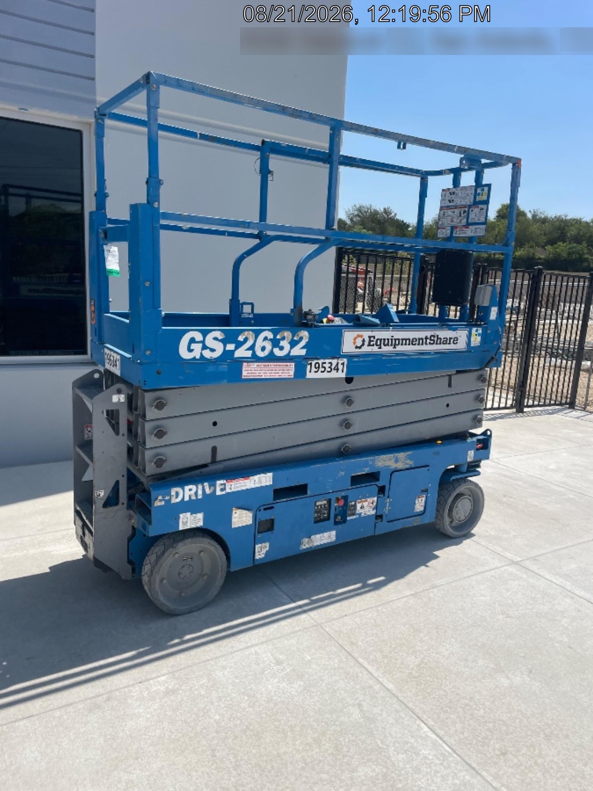 2021 GENIE GS-2632