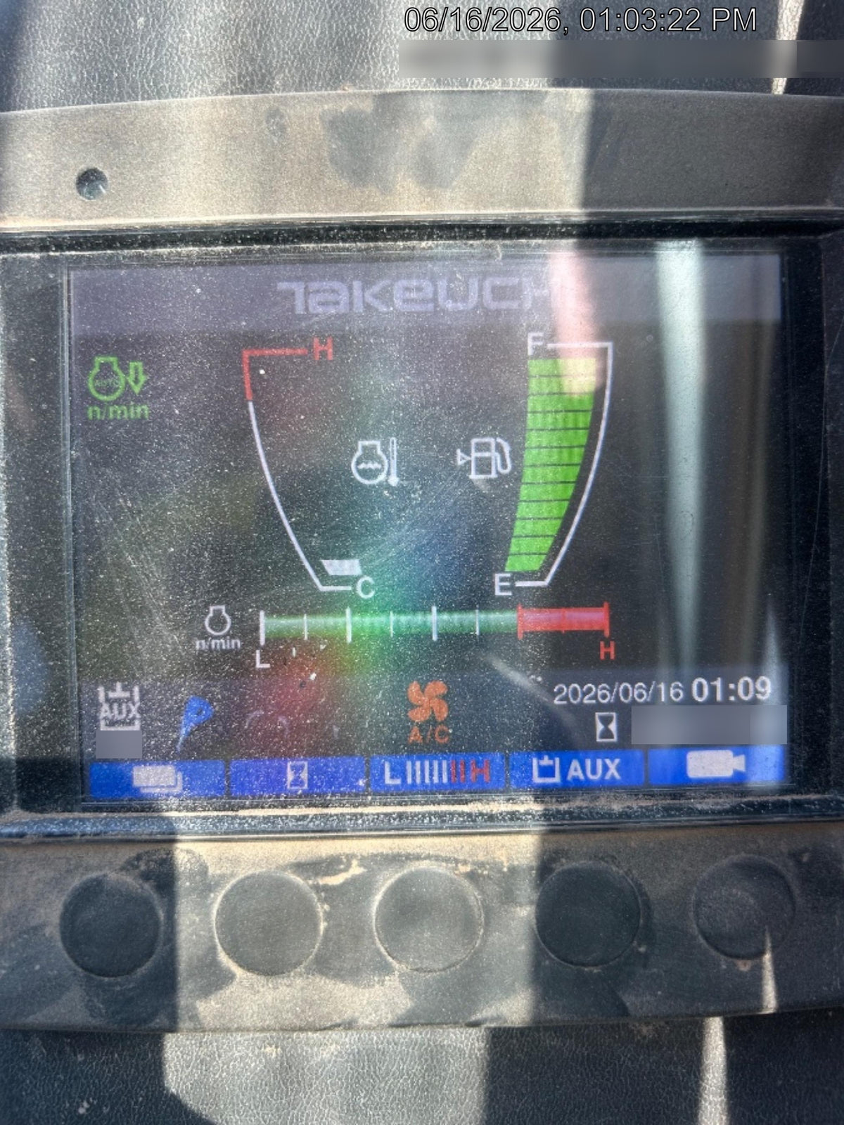 2022 TAKEUCHI TB290C