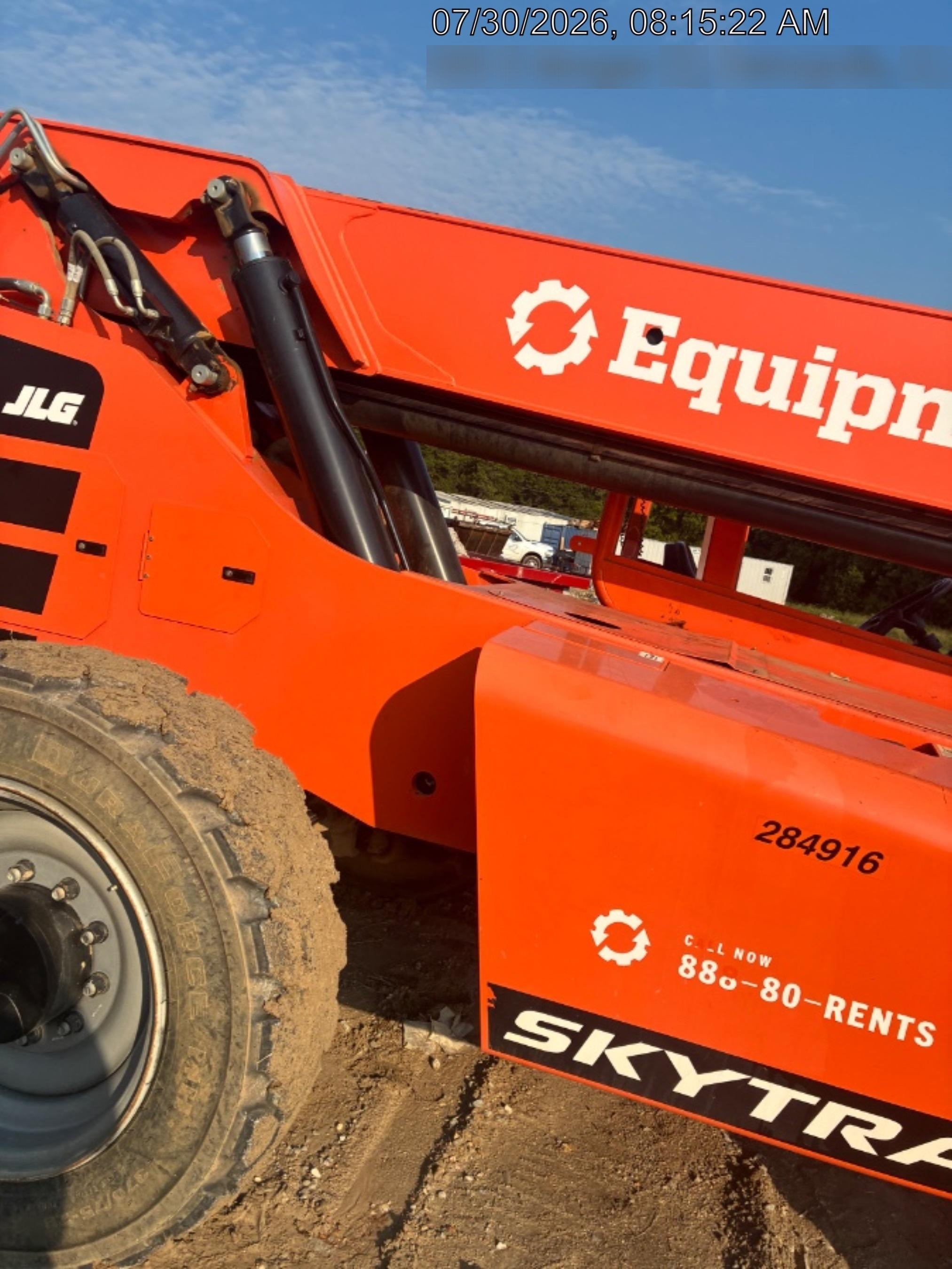 2022 SKYTRAK 8042