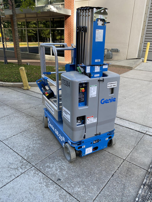 2021 GENIE GR-20