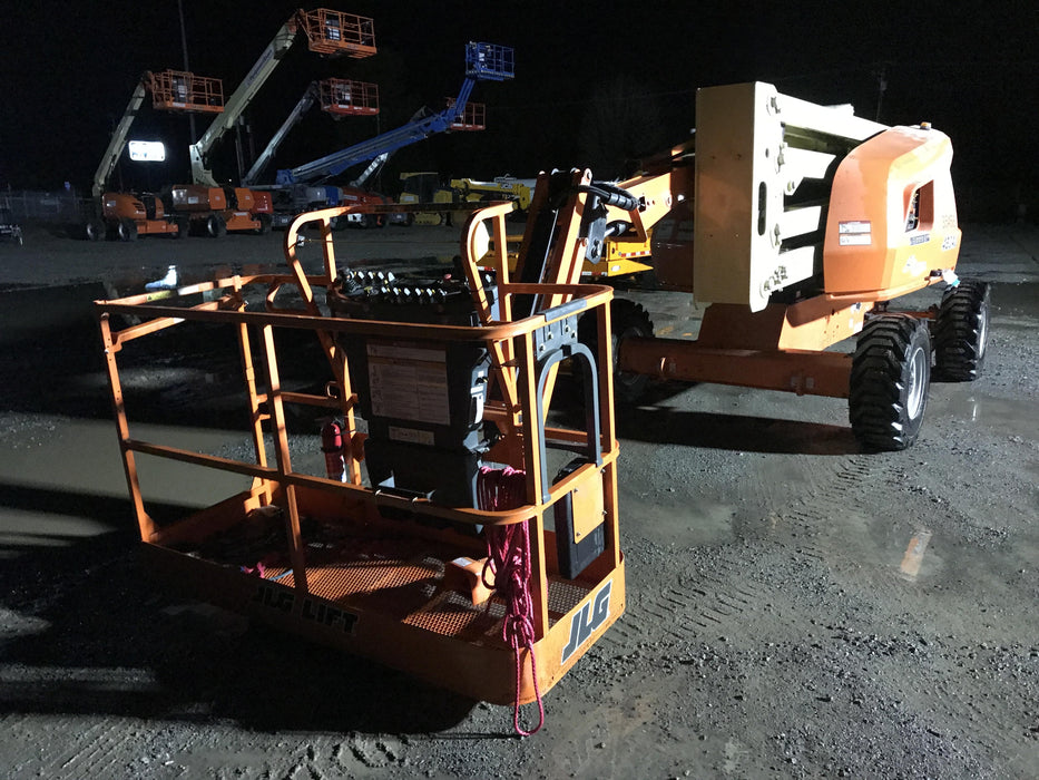 2019 JLG 450AJ