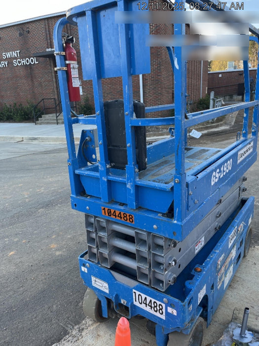 2020 Genie GS-1930 Fixed rails with chain entry gate - Pre A92.20