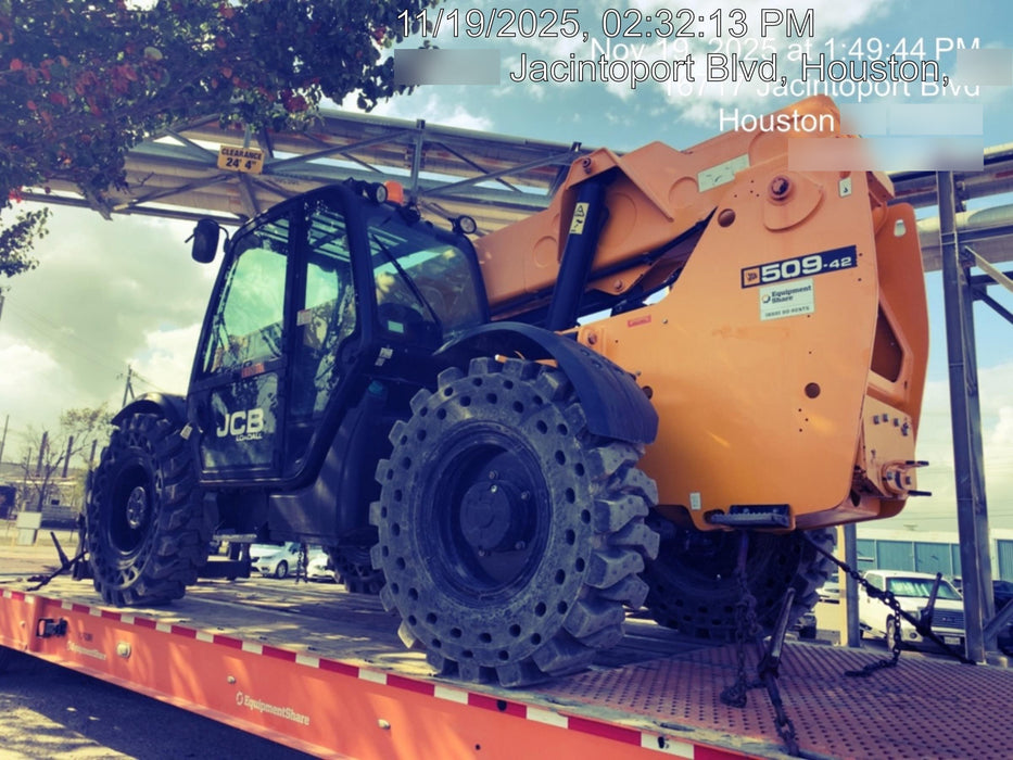 2020 JCB 509-42 Cab/Heat/Air, Solid Tires, Work Lights, Beacon, Aux Hydraulics, Back up Alarm, Lifting Eye, ES Decals