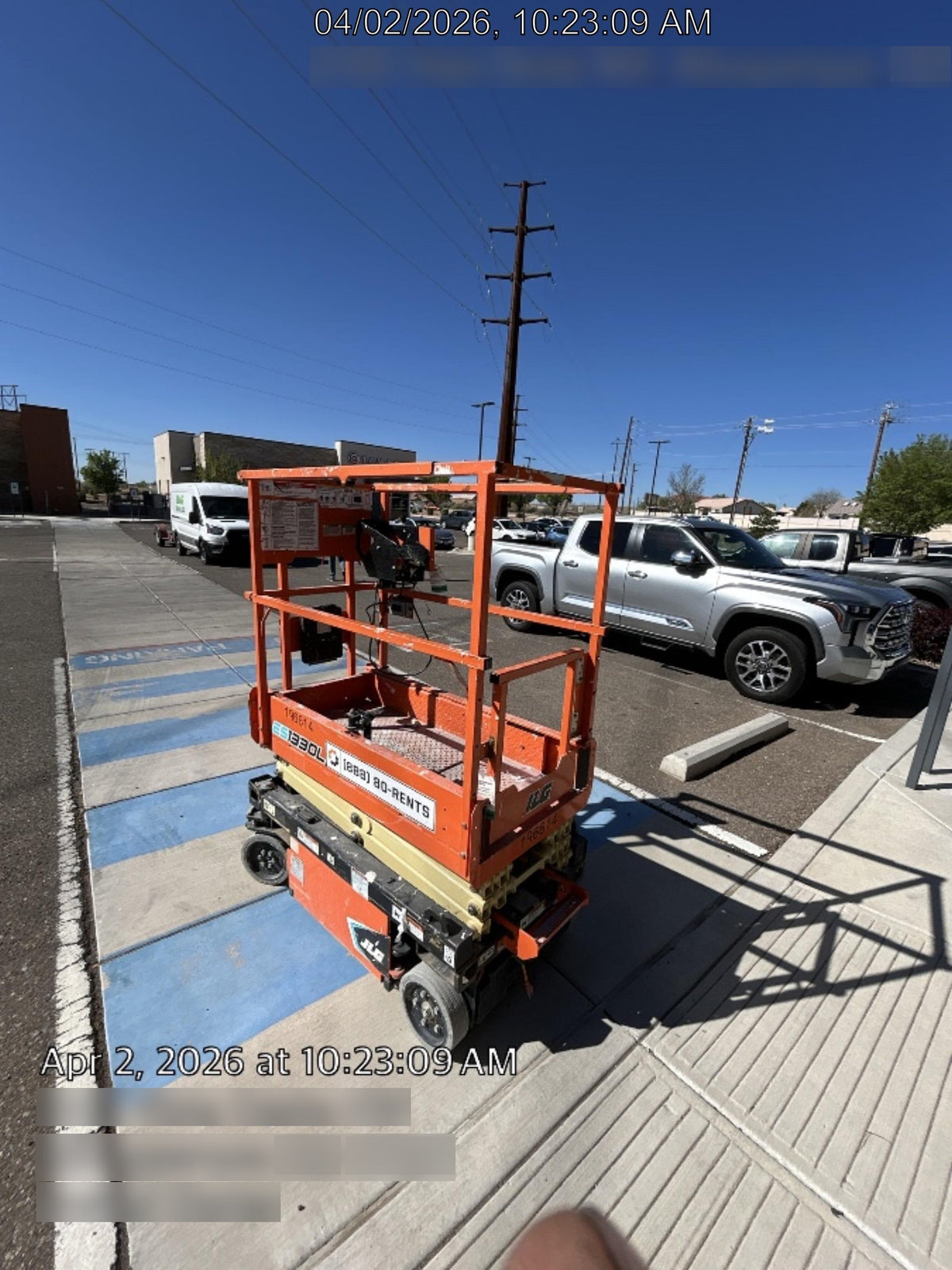 2021 JLG ES1330L