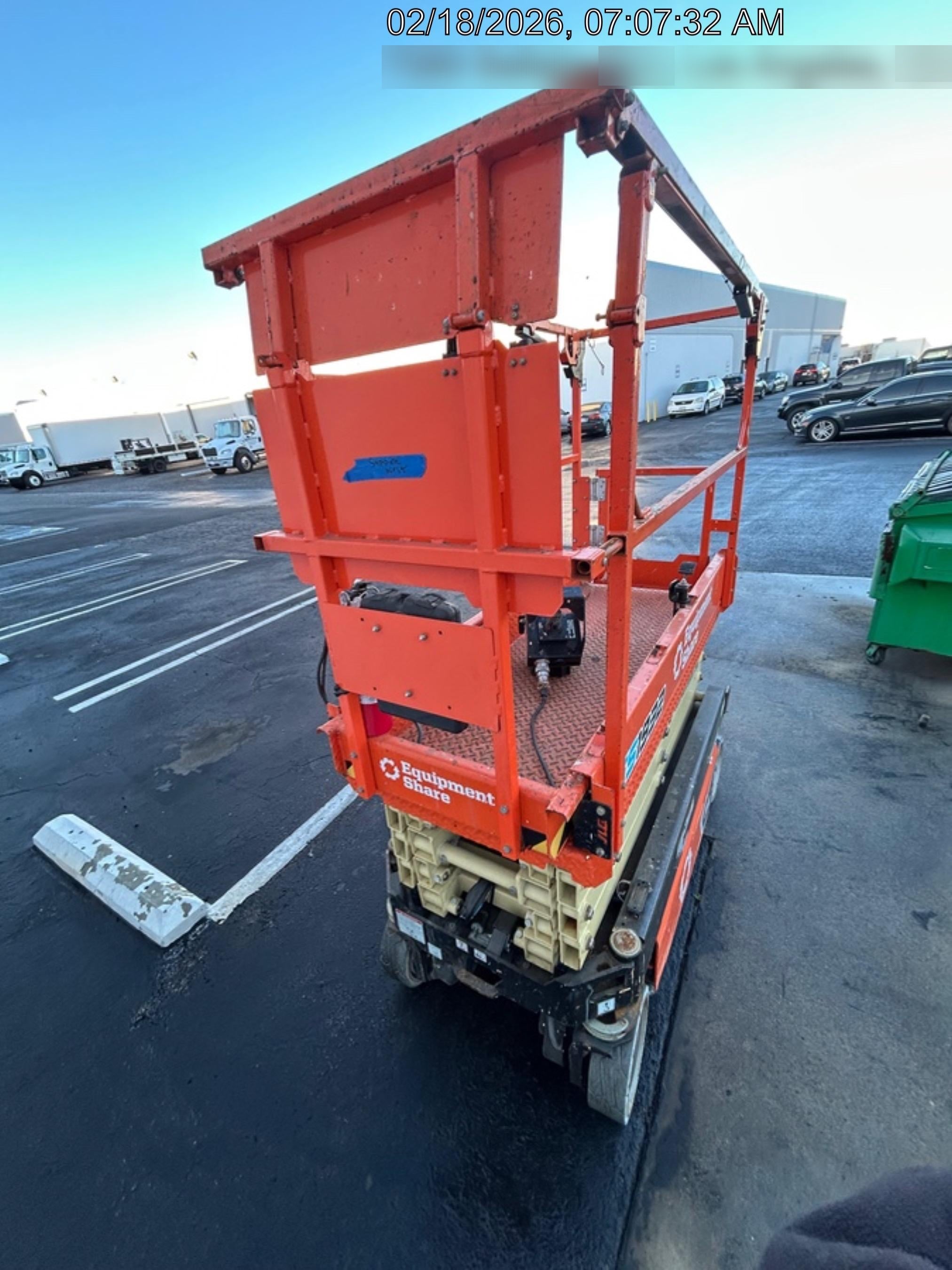 2022 JLG ES1932