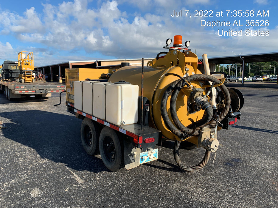 2021 VAC-TRON LP573XDT