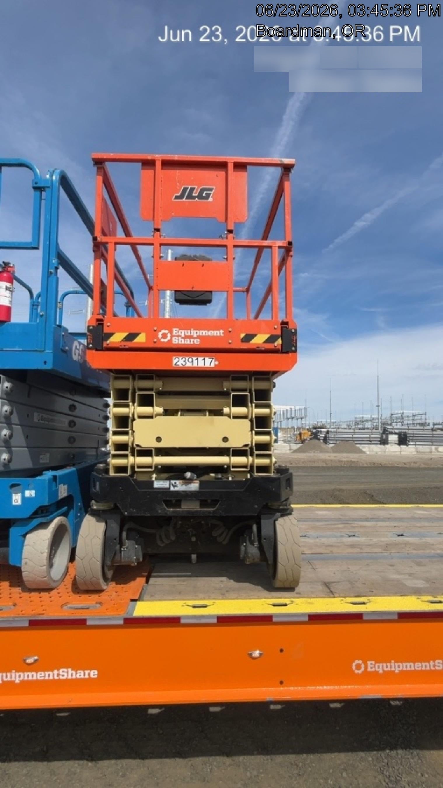 2022 JLG ES3246
