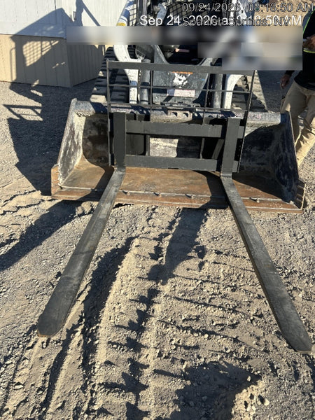 2026 ARROW MATERIAL HANDLING 72" Pallet Forks - Arrow