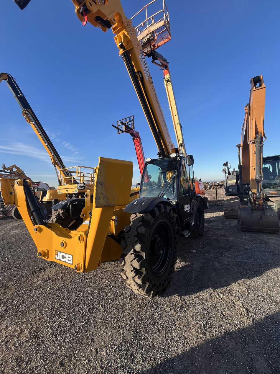 2025 JCB 514-56