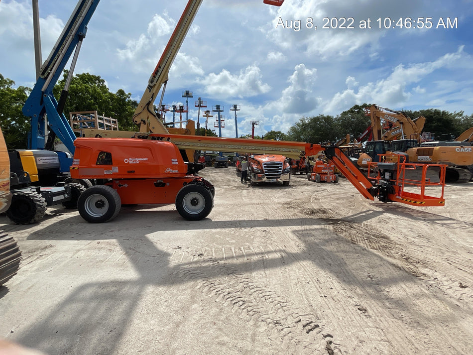 2022 JLG 660SJ
