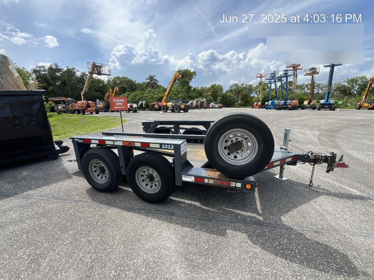 2018 JLG 1012