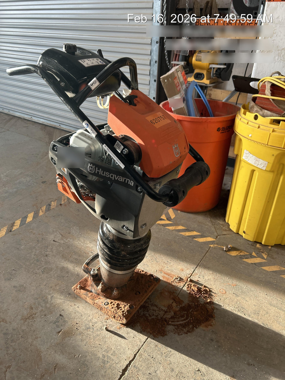 2025 HUSQVARNA LT6005