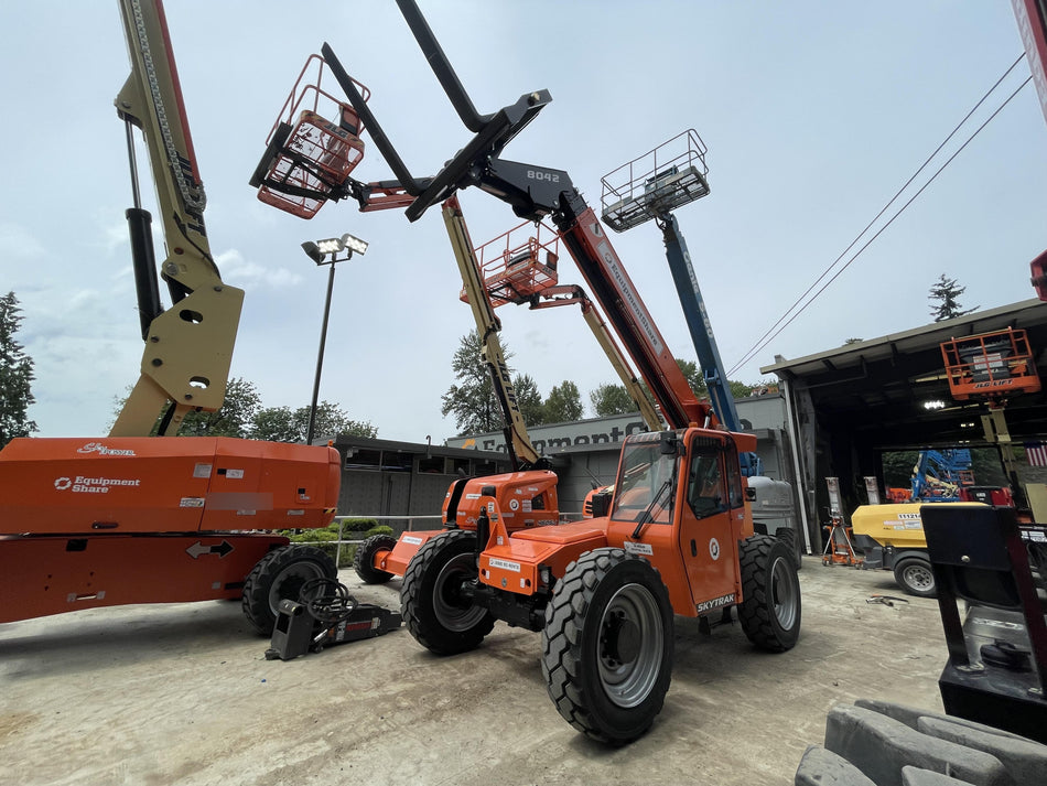 2022 SKYTRAK 8042