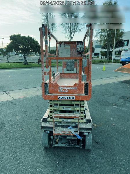 2022 JLG ES1932
