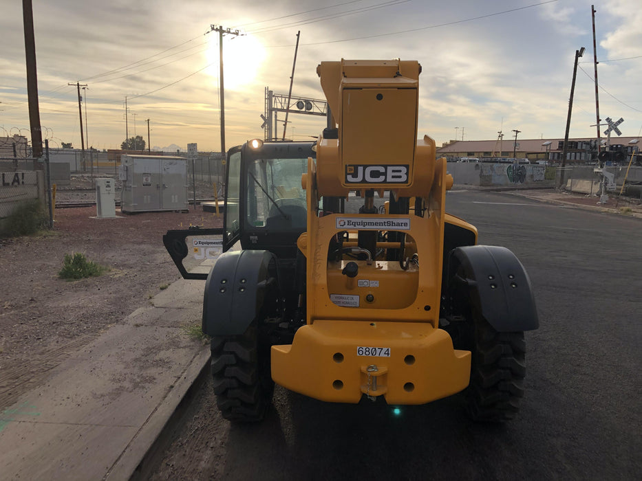 2020 JCB 510-56 Cab/Heat/Air, Solid Tires, Work Lights, Beacon, Aux Hydraulics, Back up Alarm, Lifting Eye, ES Decals