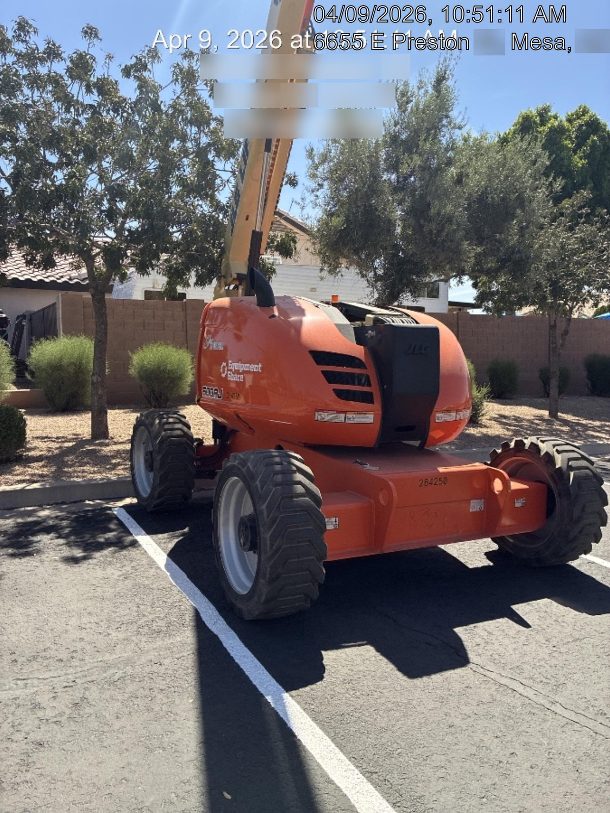 2022 JLG 600AJ