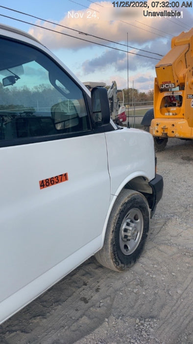 2025 CHEVROLET Express Van - Rental