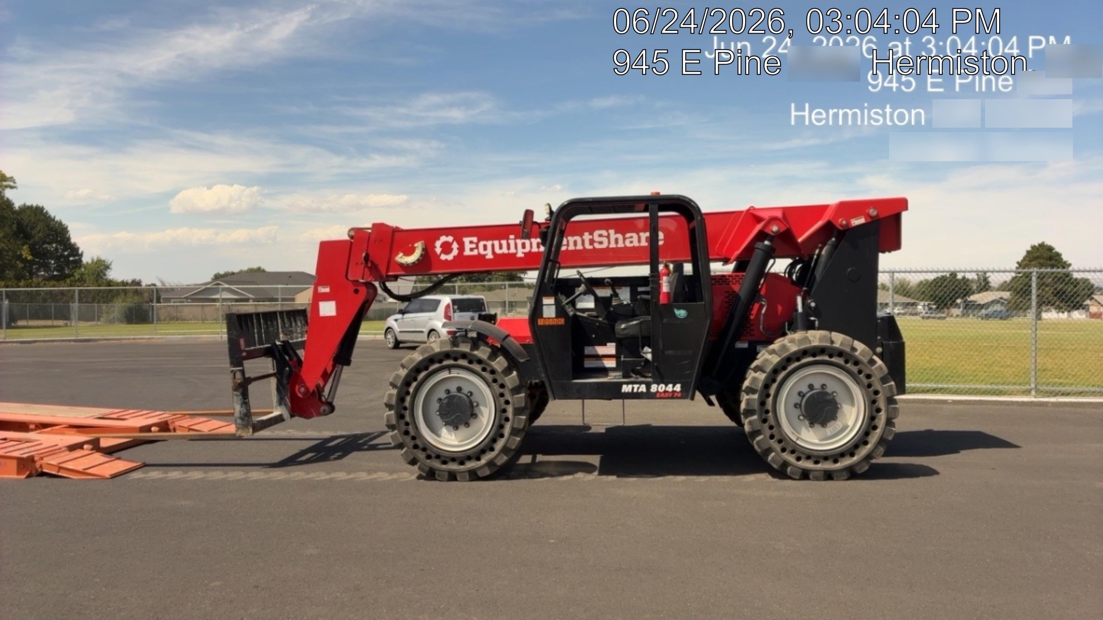 2020 MANITOU MTA8044