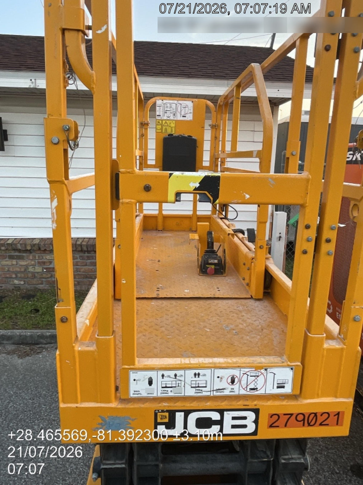 2023 JCB S2632E