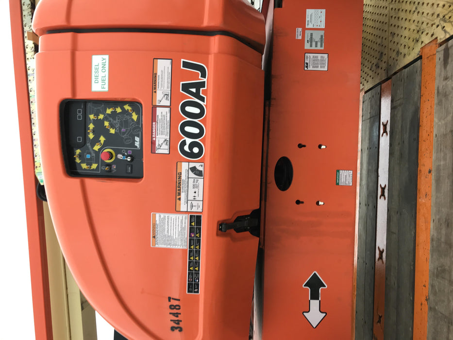 2019 JLG 600AJ