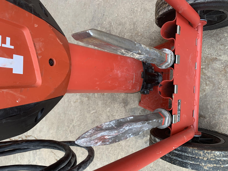 2021 HILTI TE 3000-AVR