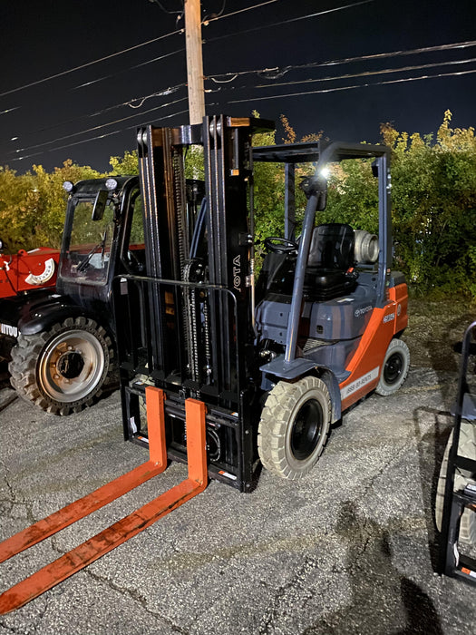 2022 TOYOTA 50-8FGU25