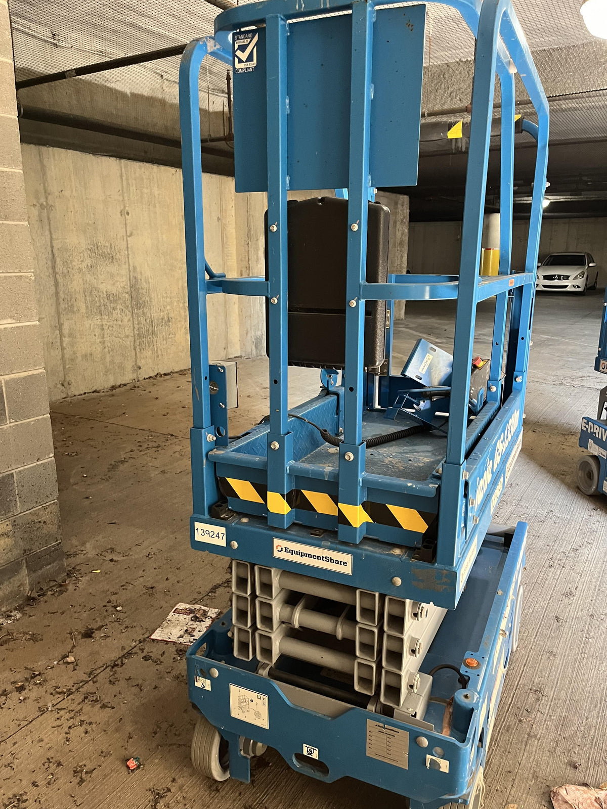 2021 GENIE GS-1330m