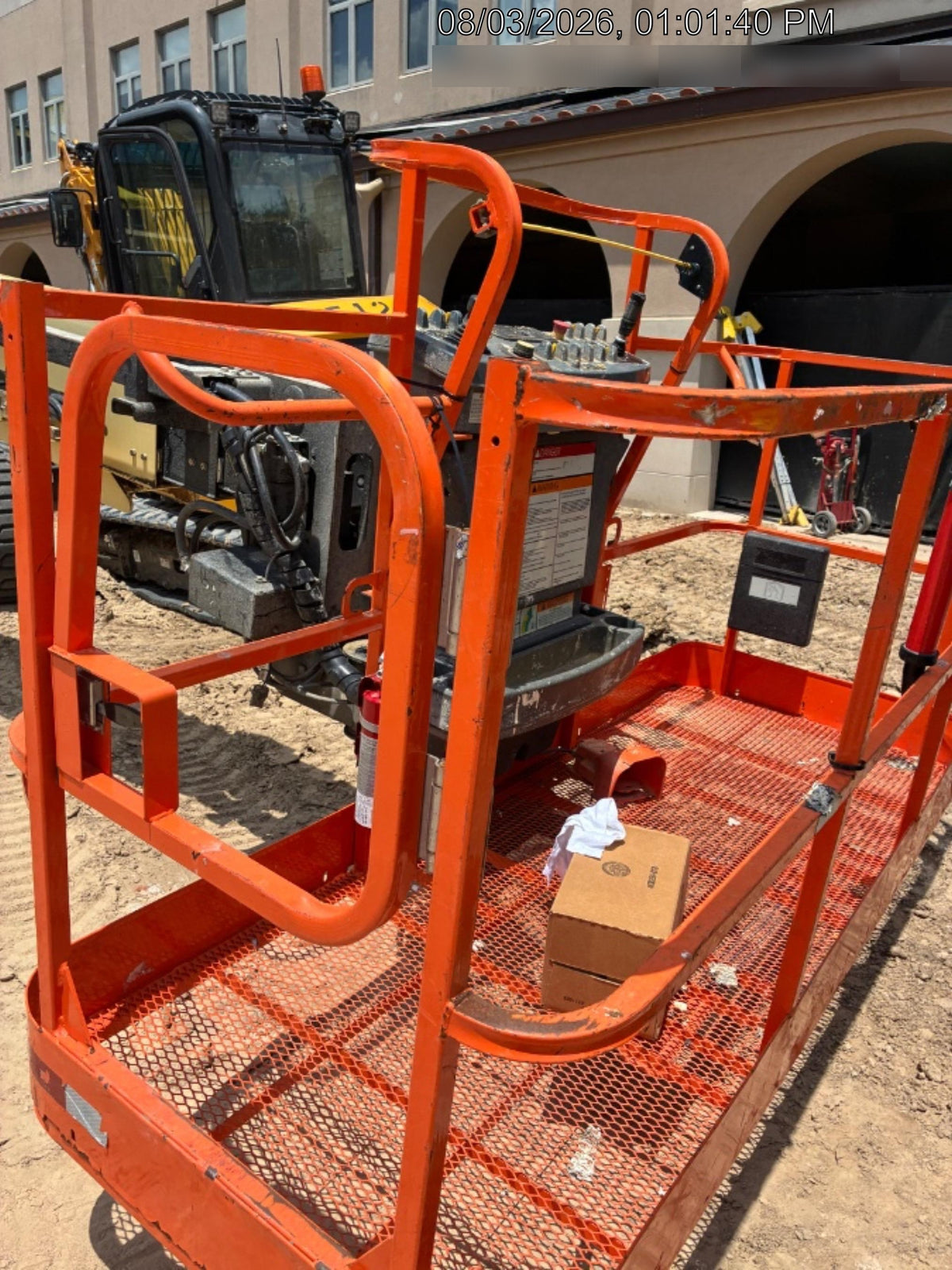 2023 JLG 600S