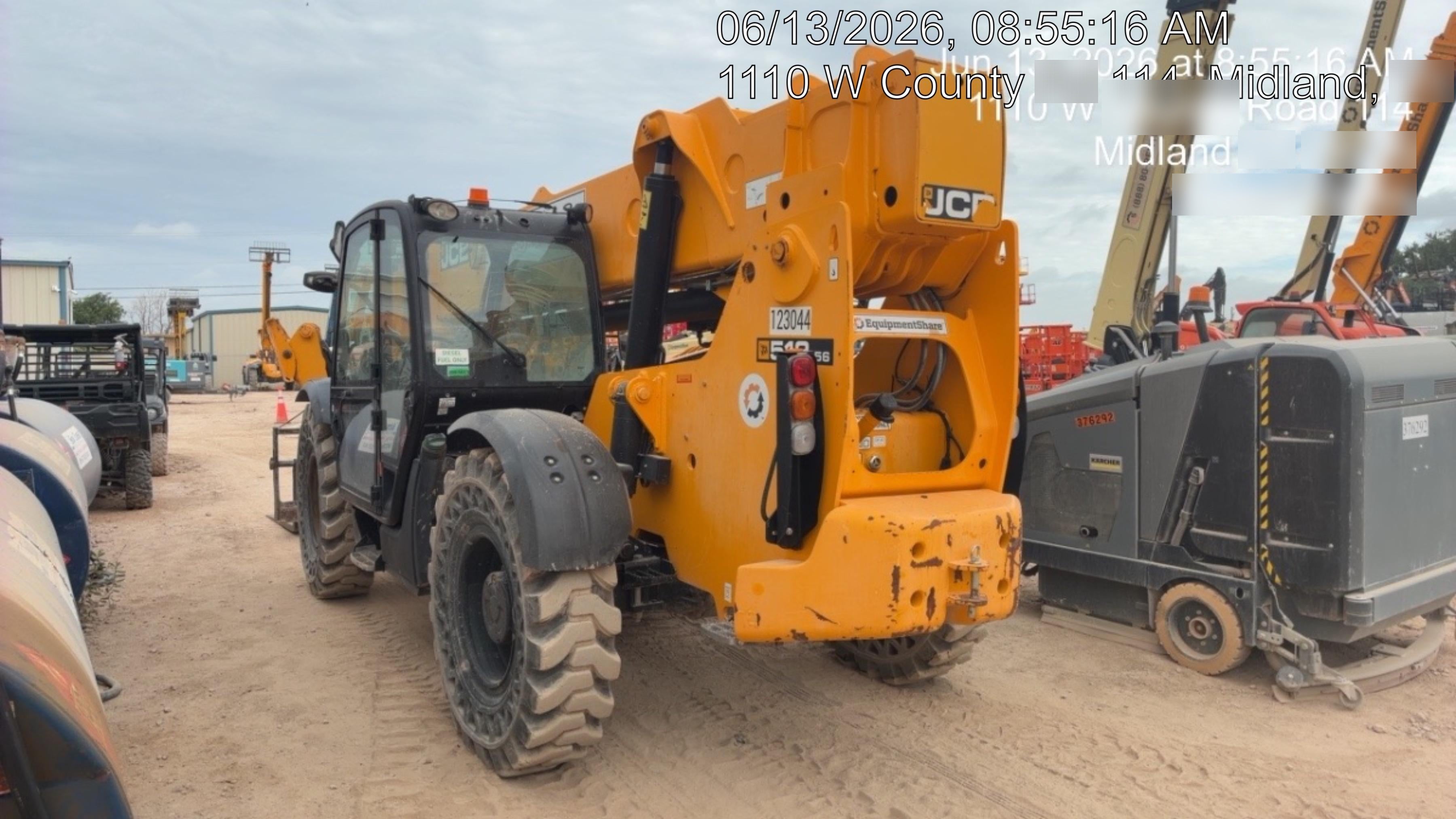 2021 JCB 512-56