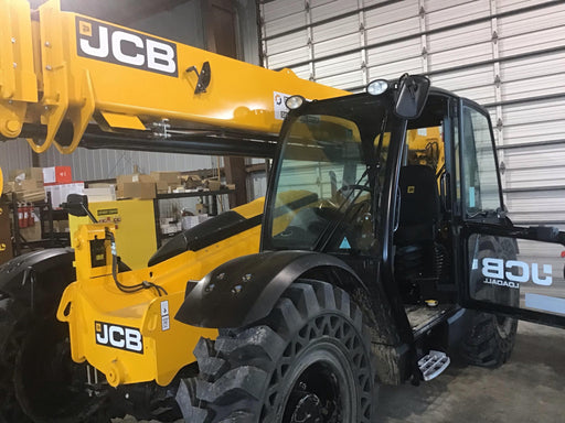 2018 JCB 509-42 74 HP w/CAB/HVAC, Beacon, Aux Hydraulics, Worklights, Solid Tires