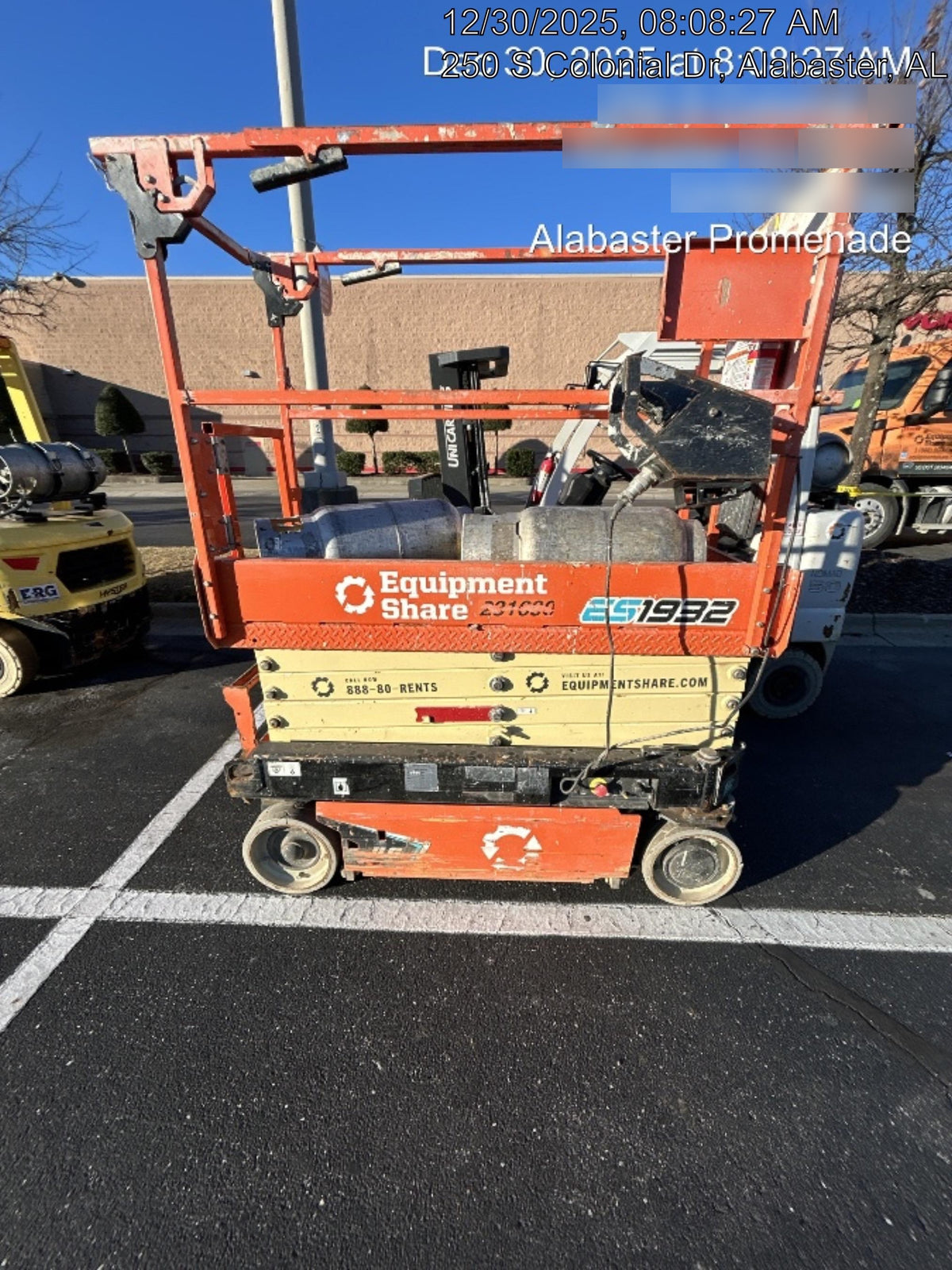 2022 JLG ES1932