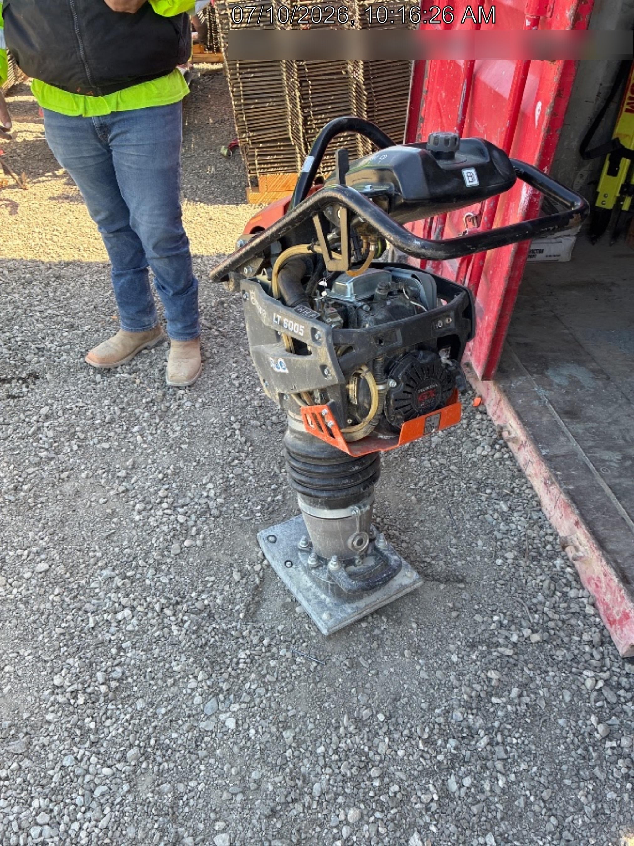 2024 HUSQVARNA LT6005