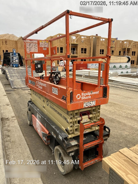 2022 JLG ES2632