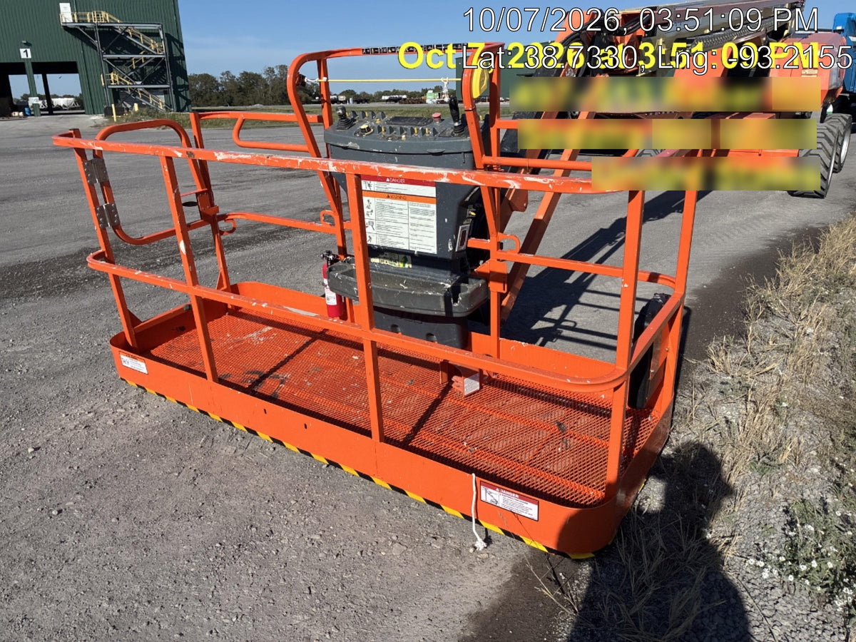 2020 JLG 860SJ