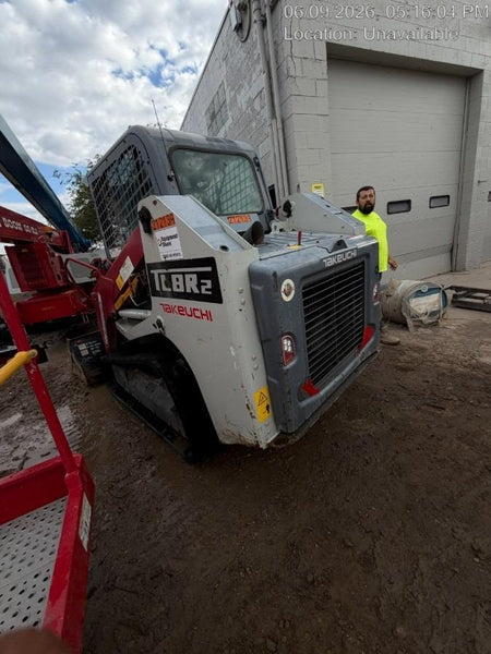 2022 Takeuchi TL8R2-CR 74hp Kubota Diesel, Cab/Heat/Air, Rubber Tracks, Hydraulic QC